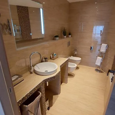 Leona, Appartement *